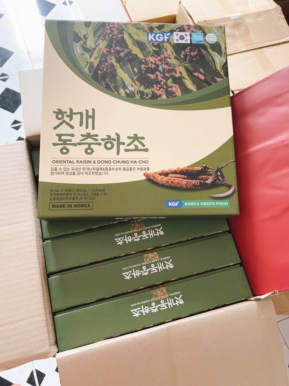 Nước Mát Gan Đông Trùng Oriental (Nước Uống Nho Khô Phương Đông và Đông Trùng Hạ Thảo )